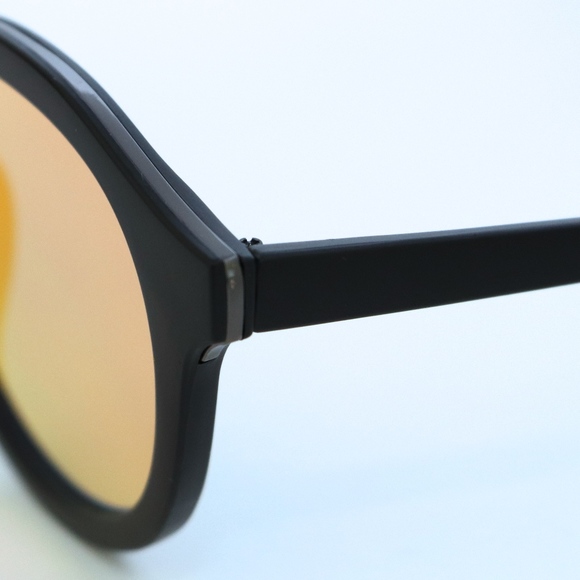 Charming Sunglasses - Picture 2 of 4